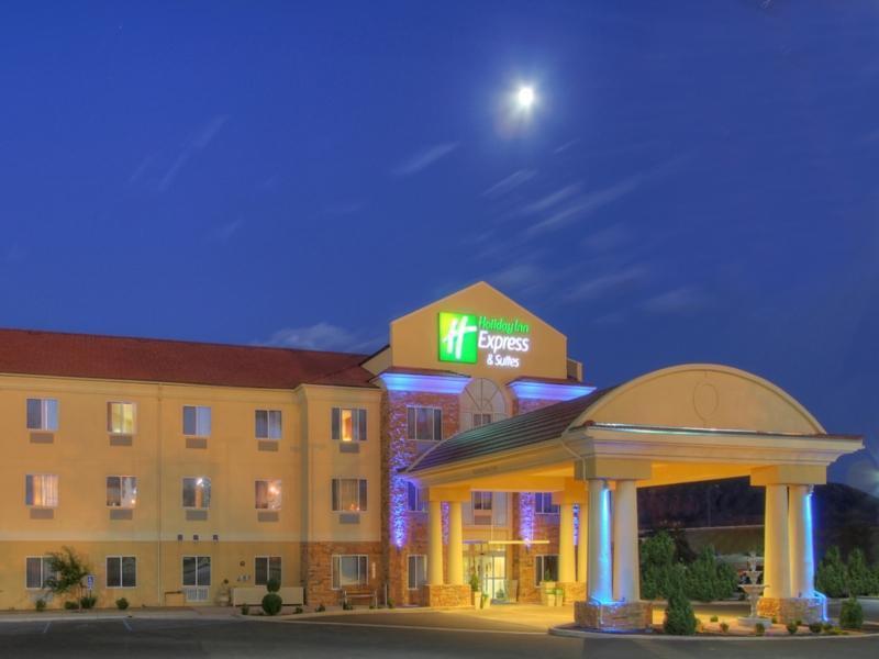 Holiday Inn Express And Suites - Tucumcari, An Ihg Hotel Exterior foto
